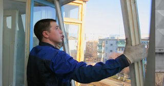 Демонтаж остекления балкона в Богородицке - цена от 581 руб. - Сварной-Бгд